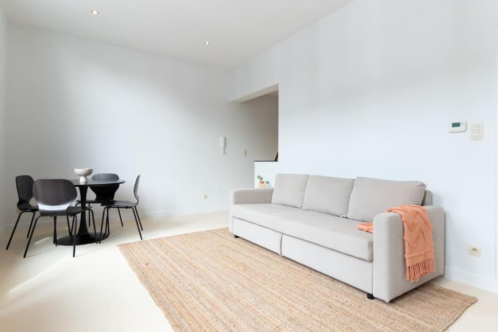 Bright, Spacious Apartments & Perfectly Located In The Heart Of Гент Екстер'єр фото